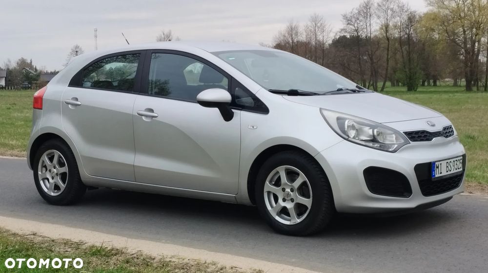 Kia Rio 1.2 Edition 7 - 10