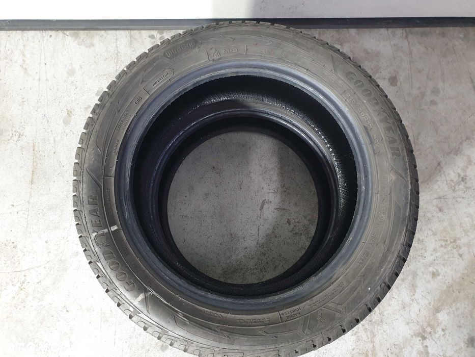 2szt. 215/55/17 98V Goodyear UG Performance + 8mm 2022r [ 12647 ] - 2