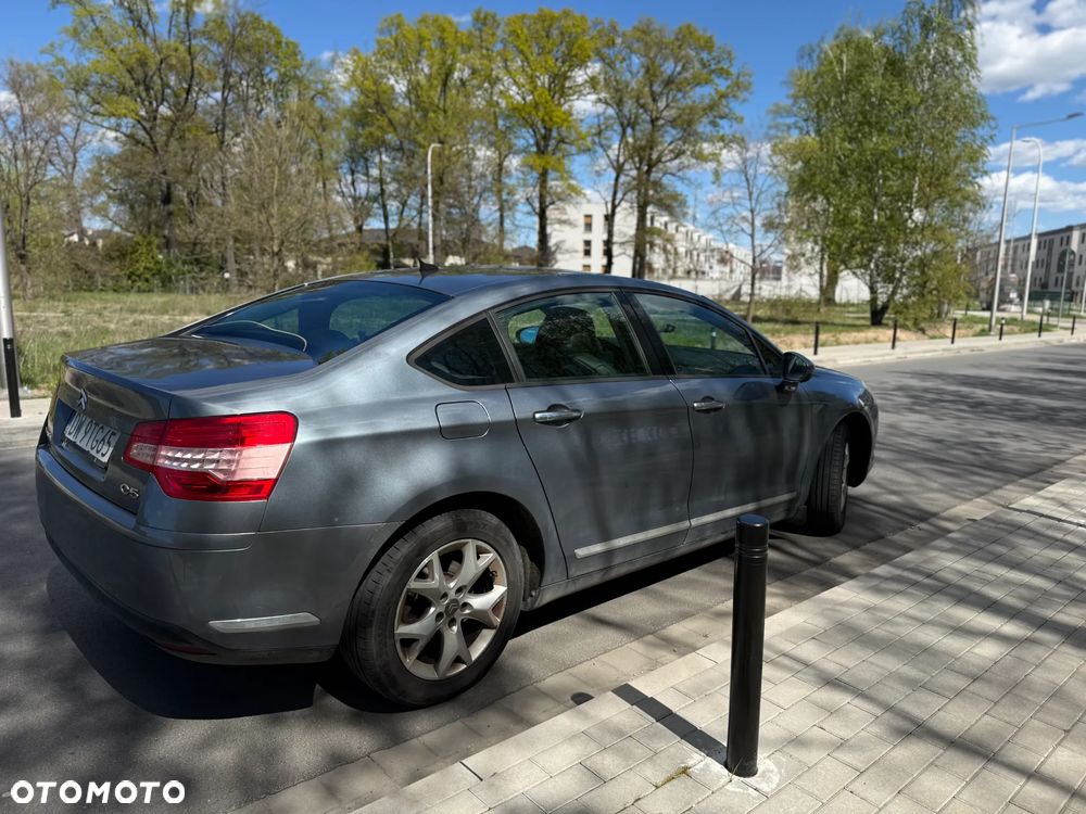 Citroën C5 1.6 HDi Attraction - 23