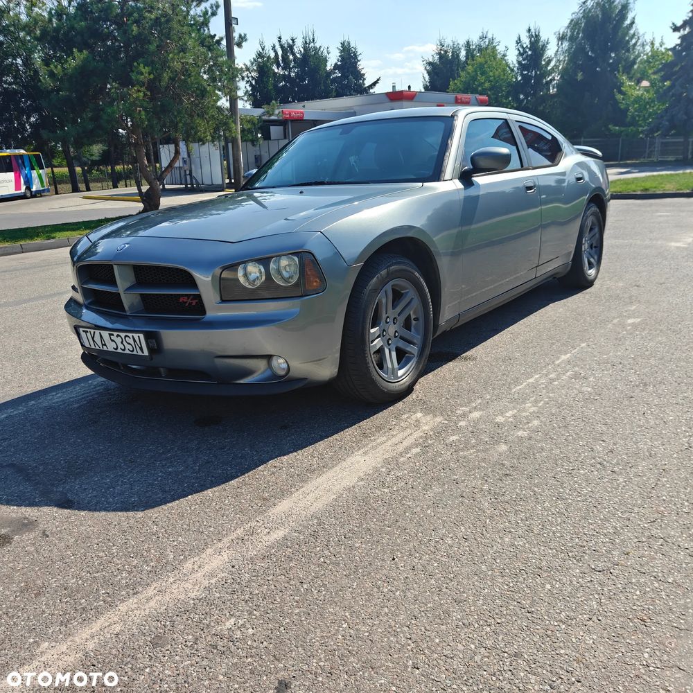 Dodge Charger 5.7 V8 RT - 8