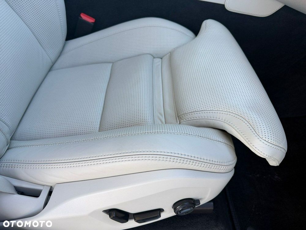 Volvo XC 90 - 29