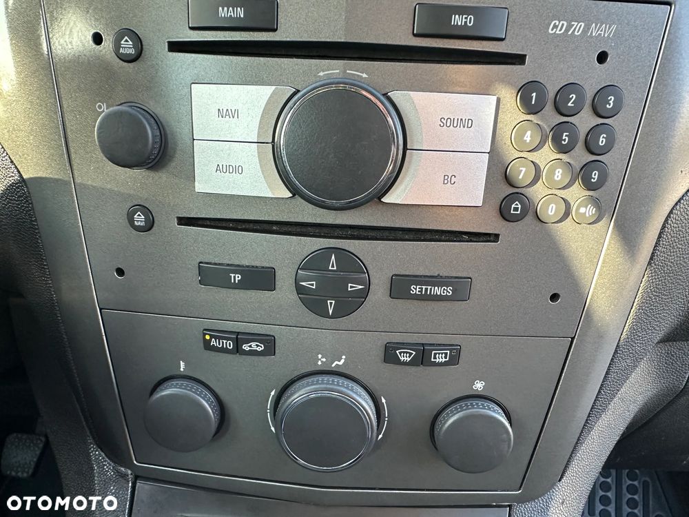 Opel Zafira 1.9 CDTI Navi - 18