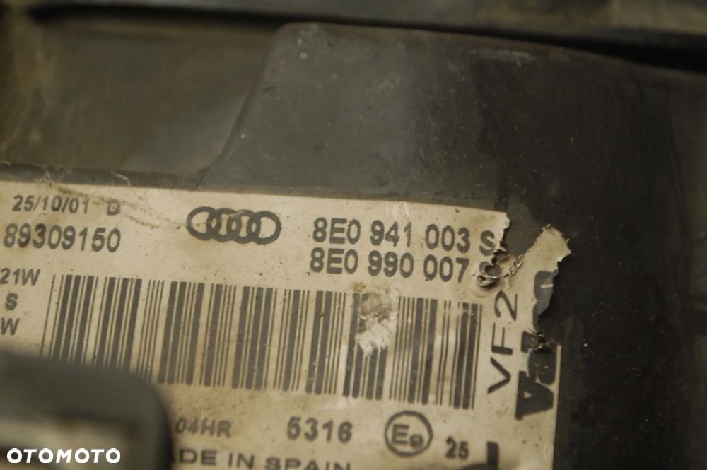 LAMPA PRAWY LEWY PRZÓD PRZEDNIA PRAWA LEWA XENON 8E0941003S 8E0941004C 8E0941004S AUDI A4 B6 VALEO - 8