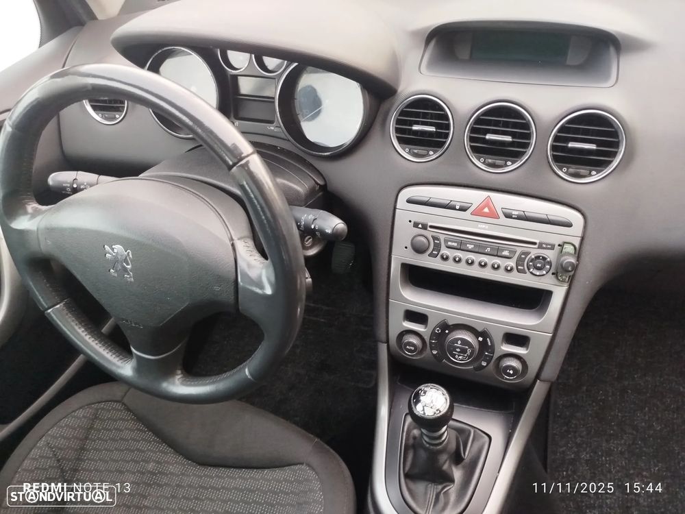 Peugeot 308 SW 1.6 HDi Executive CVM6 - 4