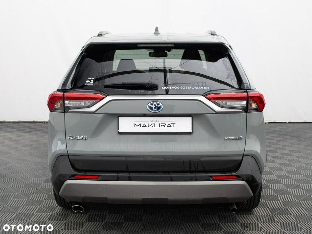 Toyota RAV4 - 9