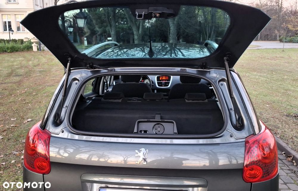 Peugeot 207 1.6 Trendy - 13