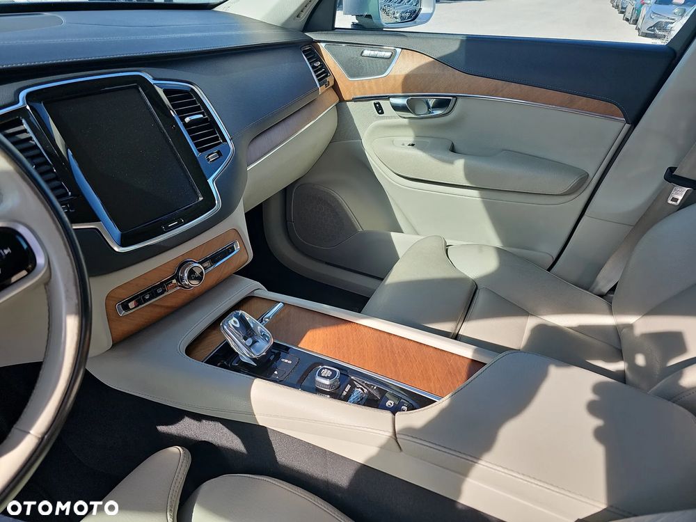 Volvo XC 90 B5 D AWD Inscription - 16