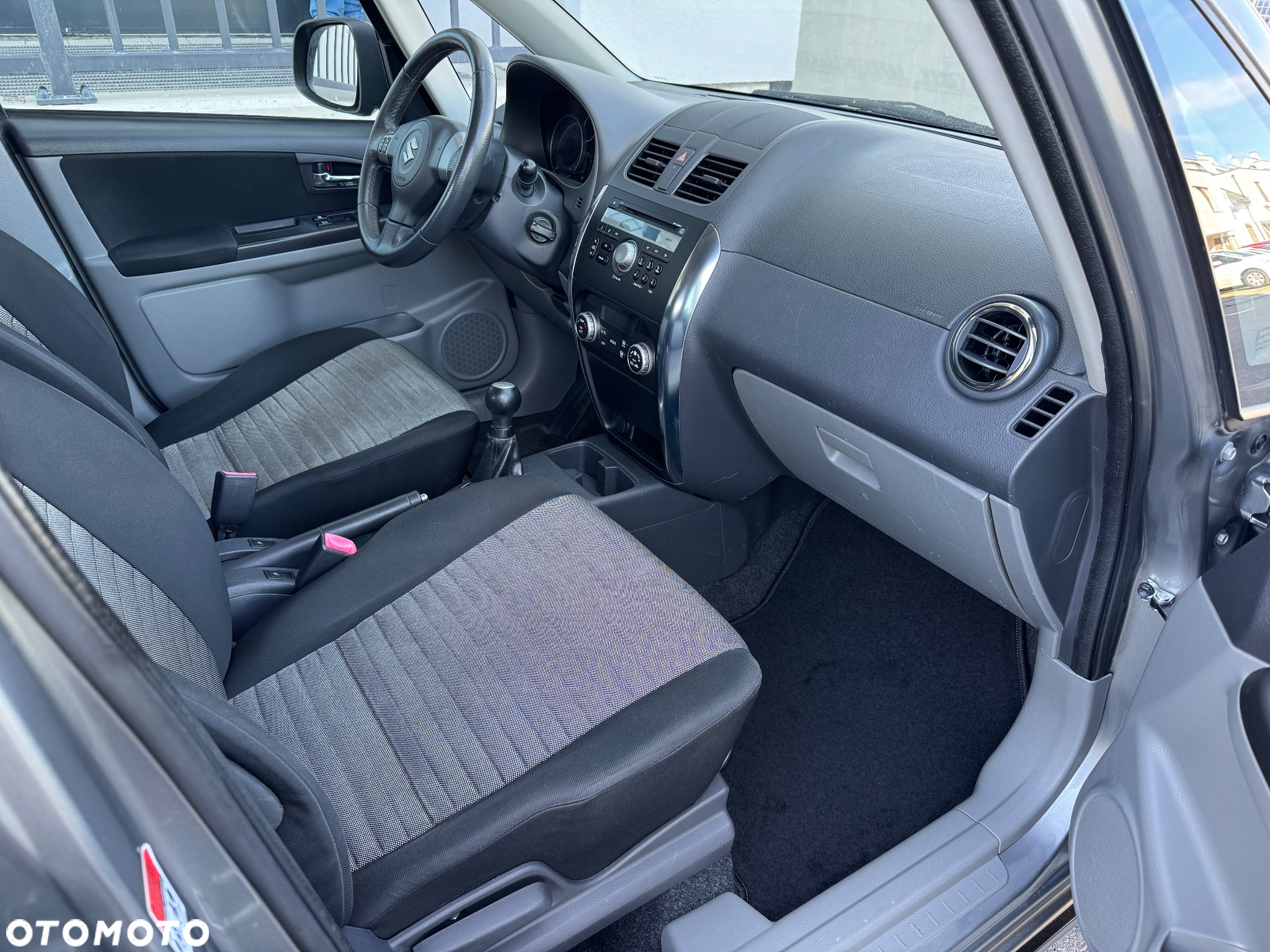 Suzuki SX4 1.6 Premium 4WD - 9