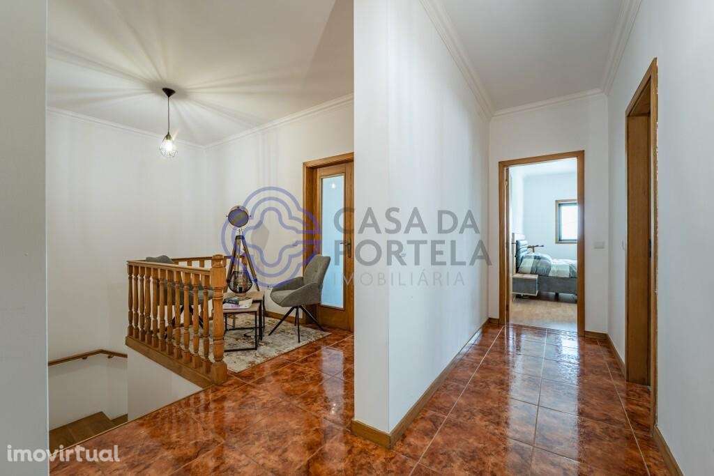 Moradia T3 com 500m2 de terreno em Santo Tirso – Espaço, Luz Natural e - Grande imagem: 5/28