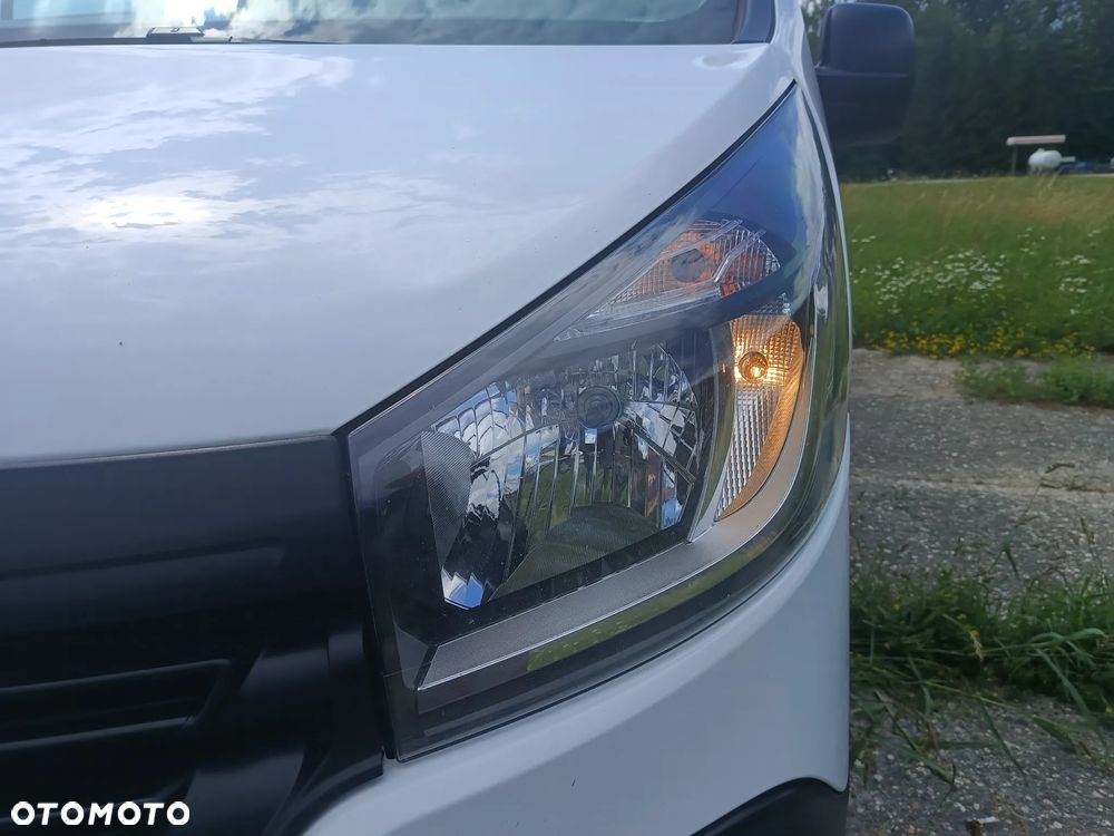 Renault Trafic - 15