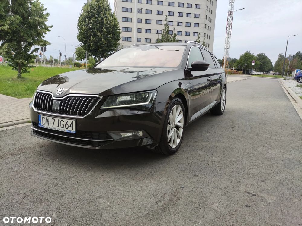 Skoda Superb 2.0 TDI L&K DSG - 1