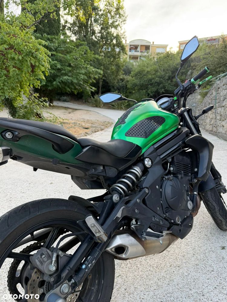 Kawasaki ER - 9