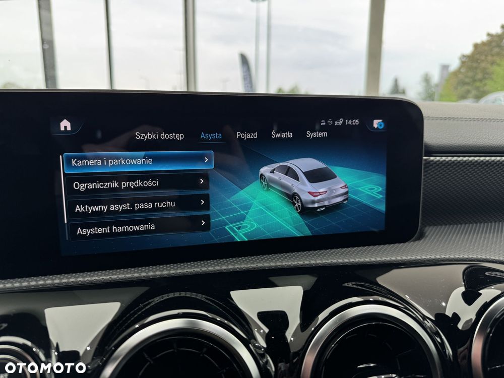 Mercedes-Benz CLA 200 Progressive 7G-DCT - 32
