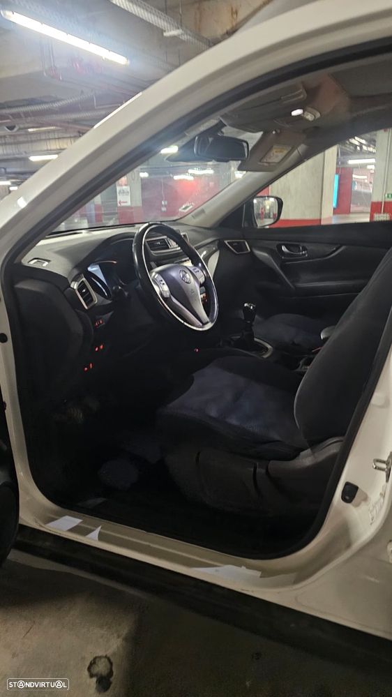 Nissan X-Trail 1.6 dCi N-Vision - 6