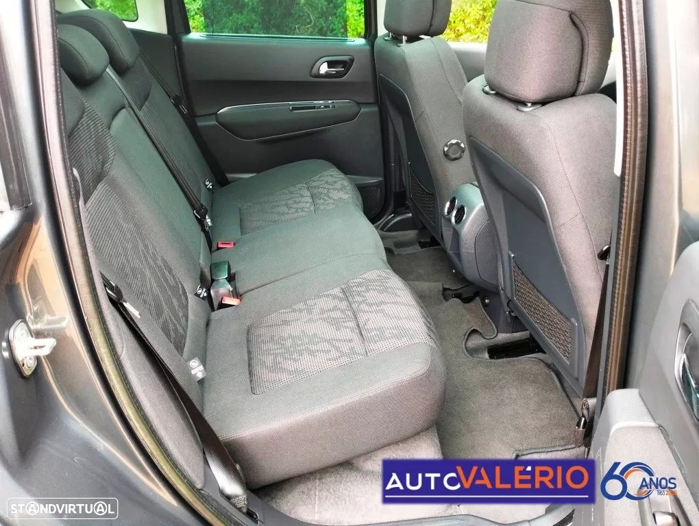 Peugeot 3008 1.6 e-HDi Allure 2-Tronic - 35