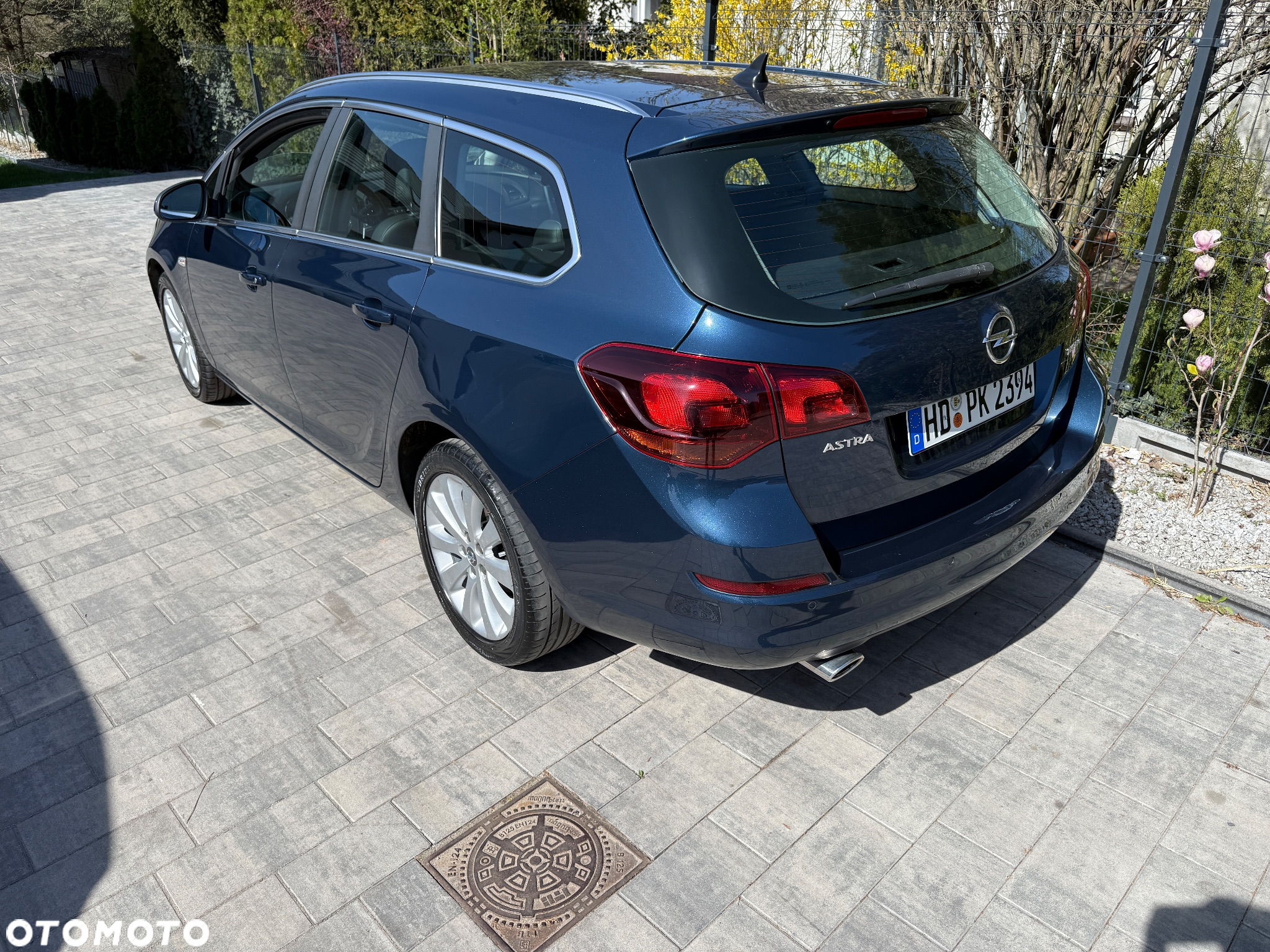 Opel Astra IV 1.4 T Cosmo - 25