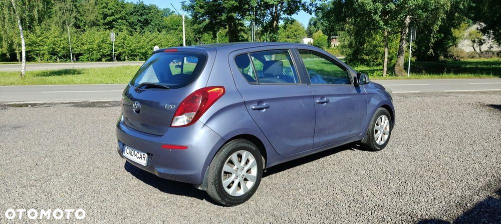 Hyundai i20 1.2 Trend - 4