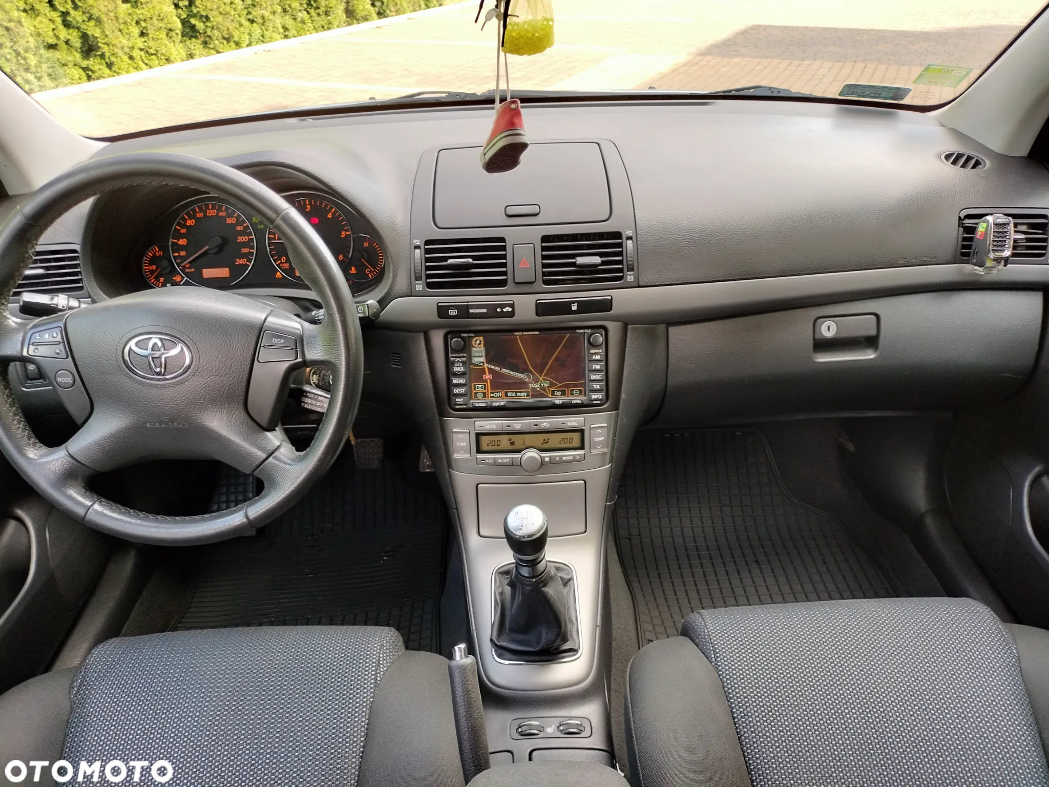 Toyota Avensis 2.0 D-4D Sol+NAVI - 7