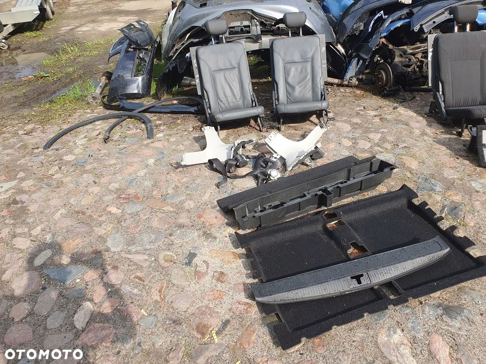 fotele 3 rząd Opel Zafira C - 1