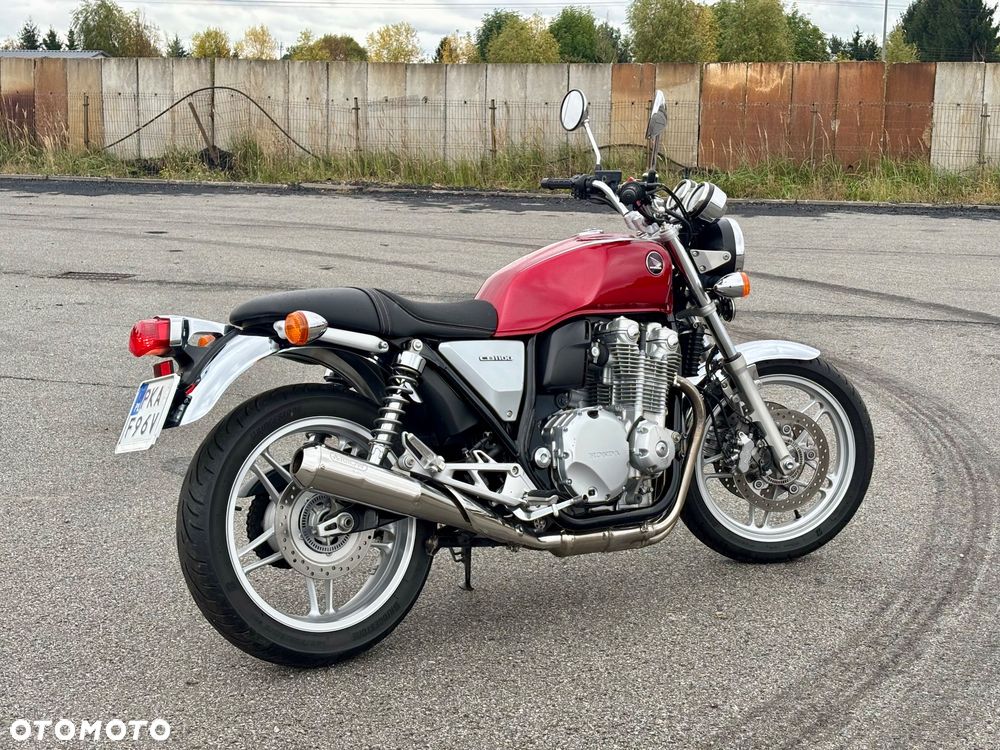 Honda CB - 30