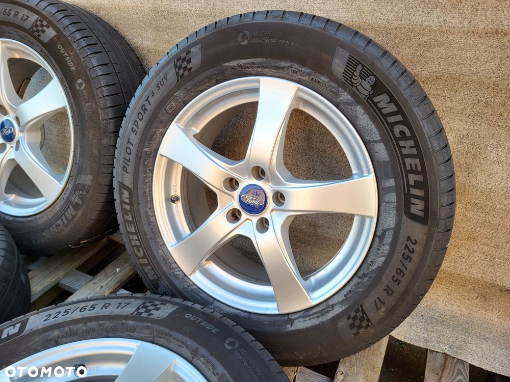 [K377] Koła zimowe 17 Cali 5x108 Michelin 225/65/17 FORD Kuga 5mm 23r - 5