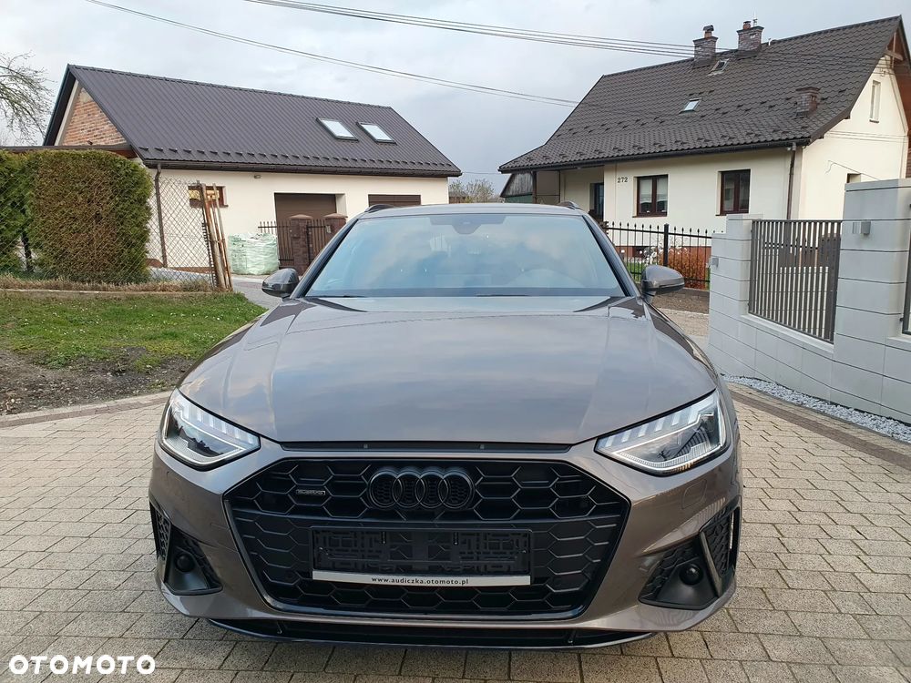 Audi A4 Avant 40 TDI quattro S tronic S line - 37