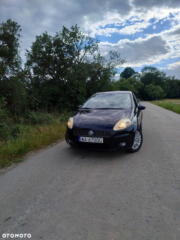 Fiat Grande Punto - 2