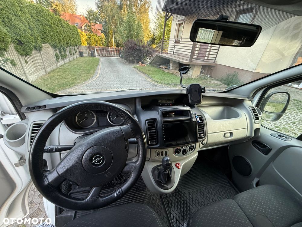 Opel Vivaro - 27