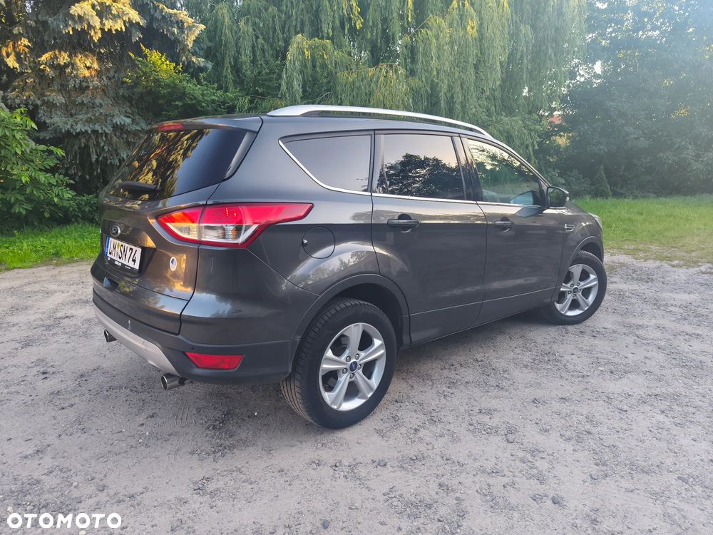Ford Kuga - 2