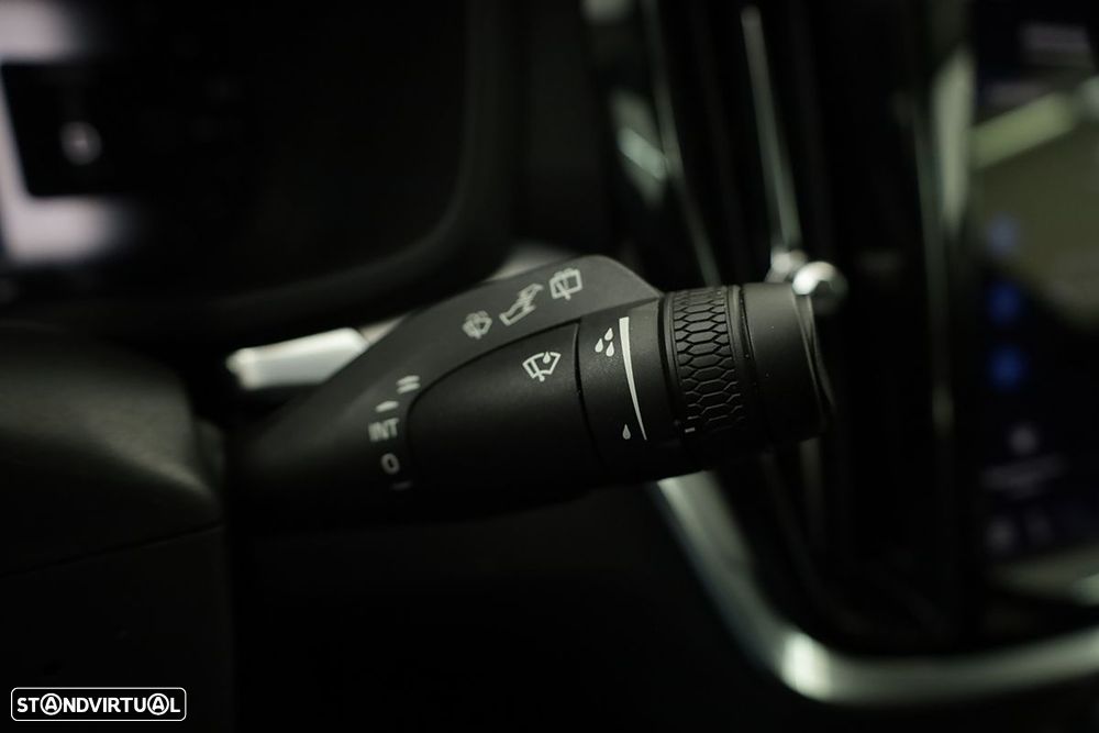Volvo V60 2.0 T6 AWD TE Essential - 18