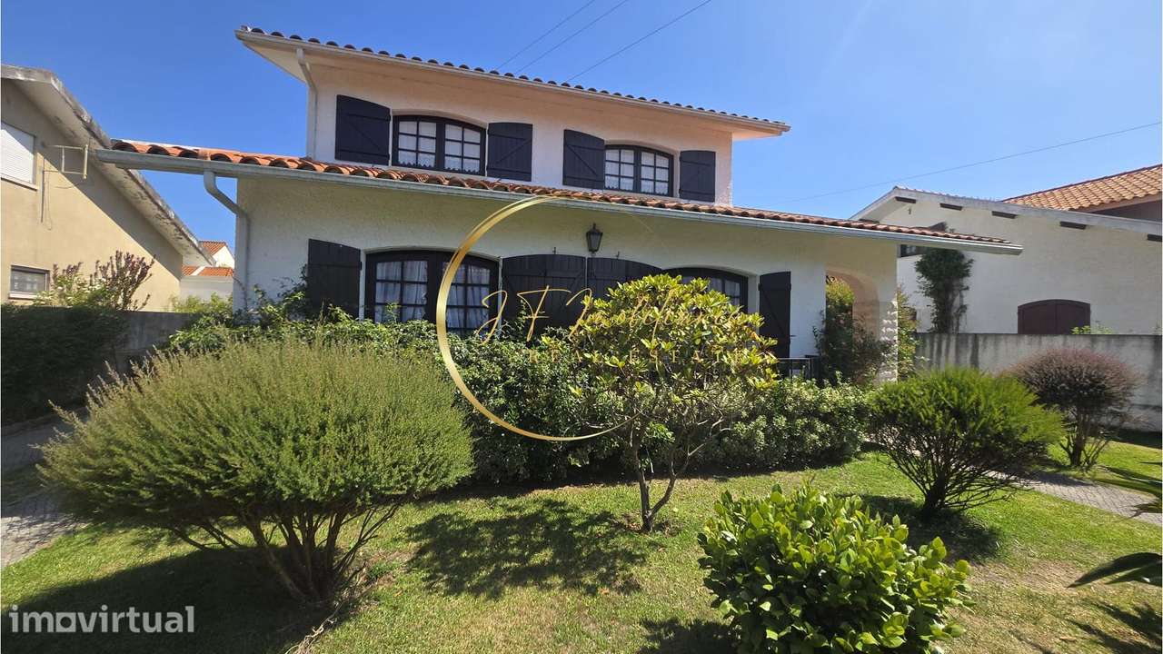 Moradia Isolada T5 em Ilhavo - Grande imagem: 2/29