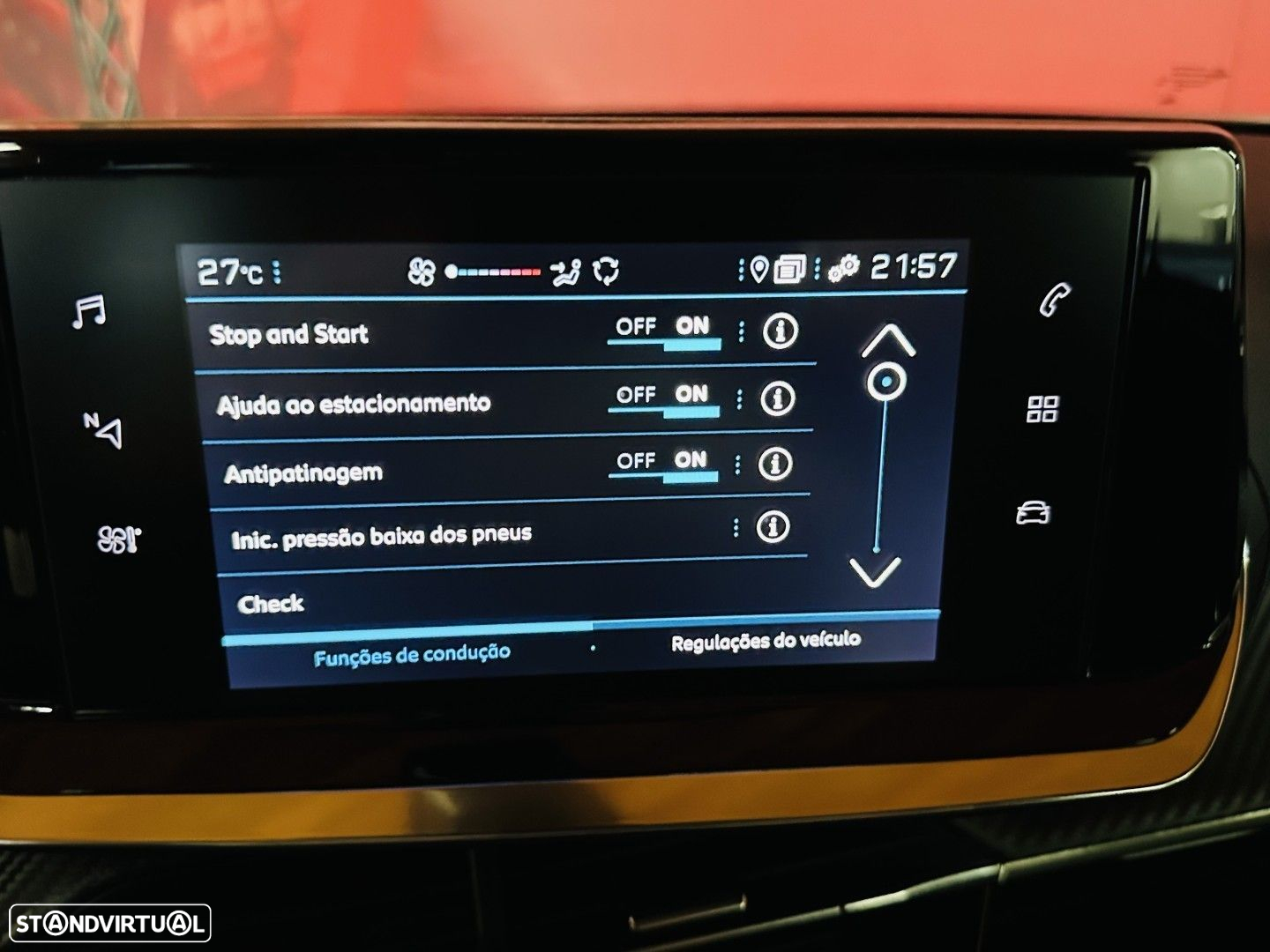 Peugeot 2008 1.2 PureTech Active Pack EAT8 - 12
