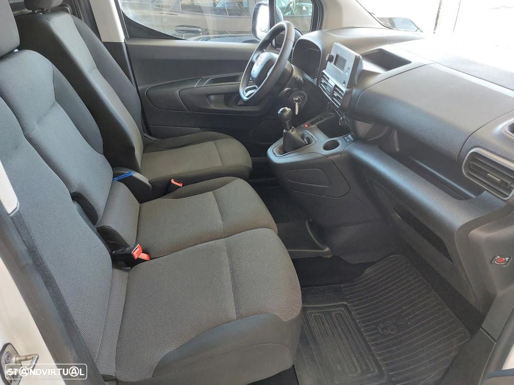 Toyota Proace City 1.5D L1 Comfort - IVA Dedutível - 32