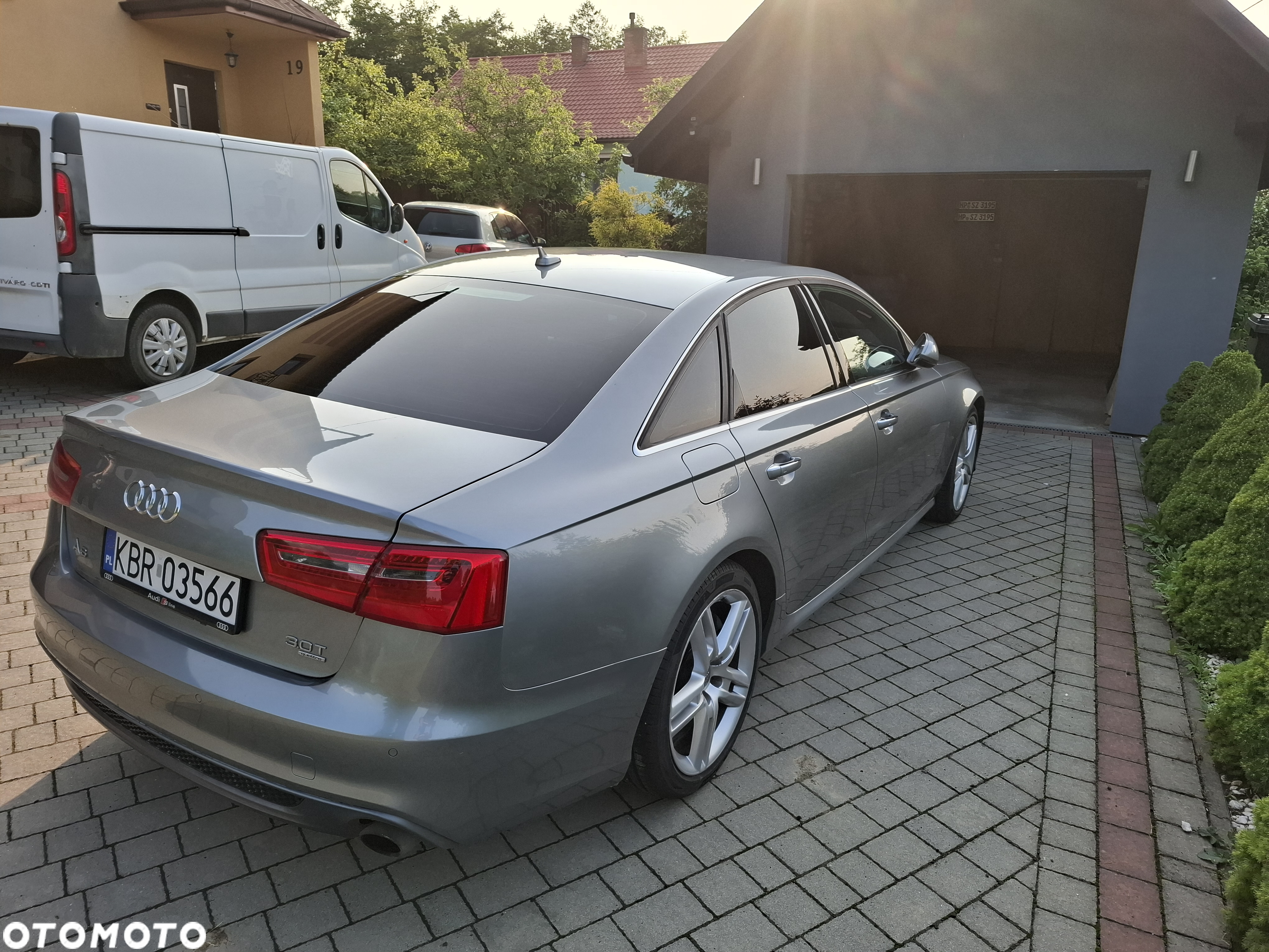 Audi A6 - 4