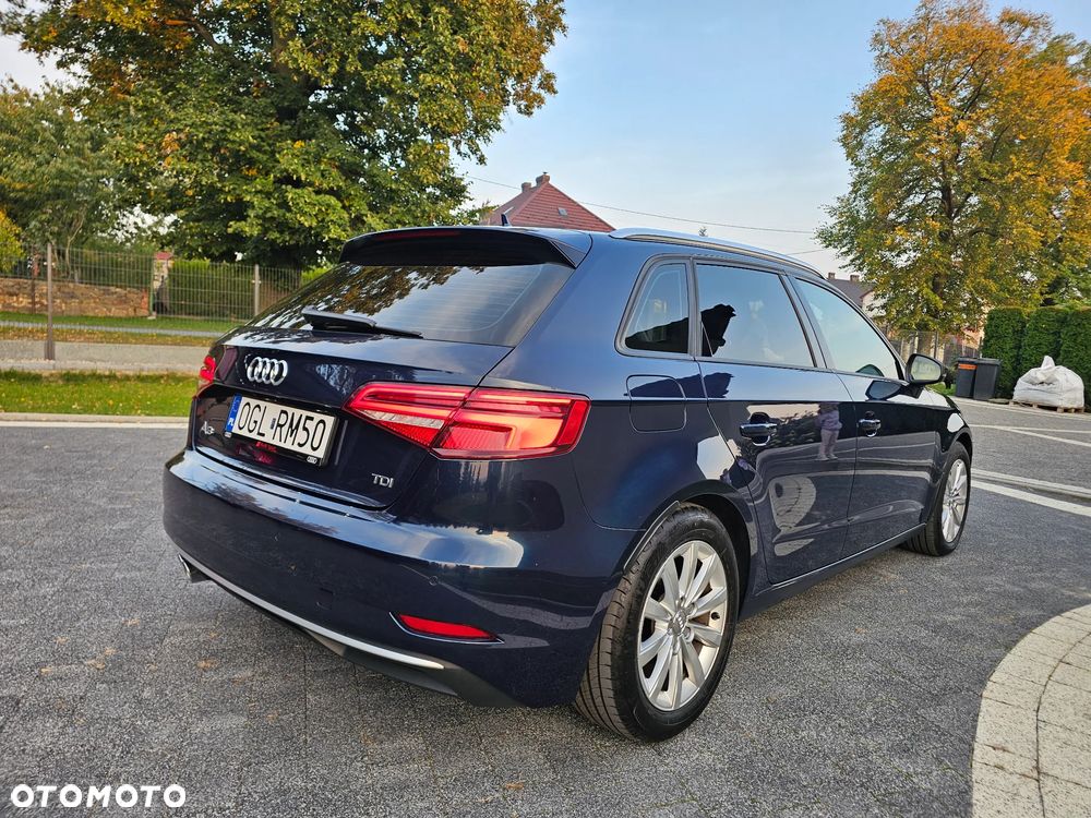 Audi A3 Sportback - 3