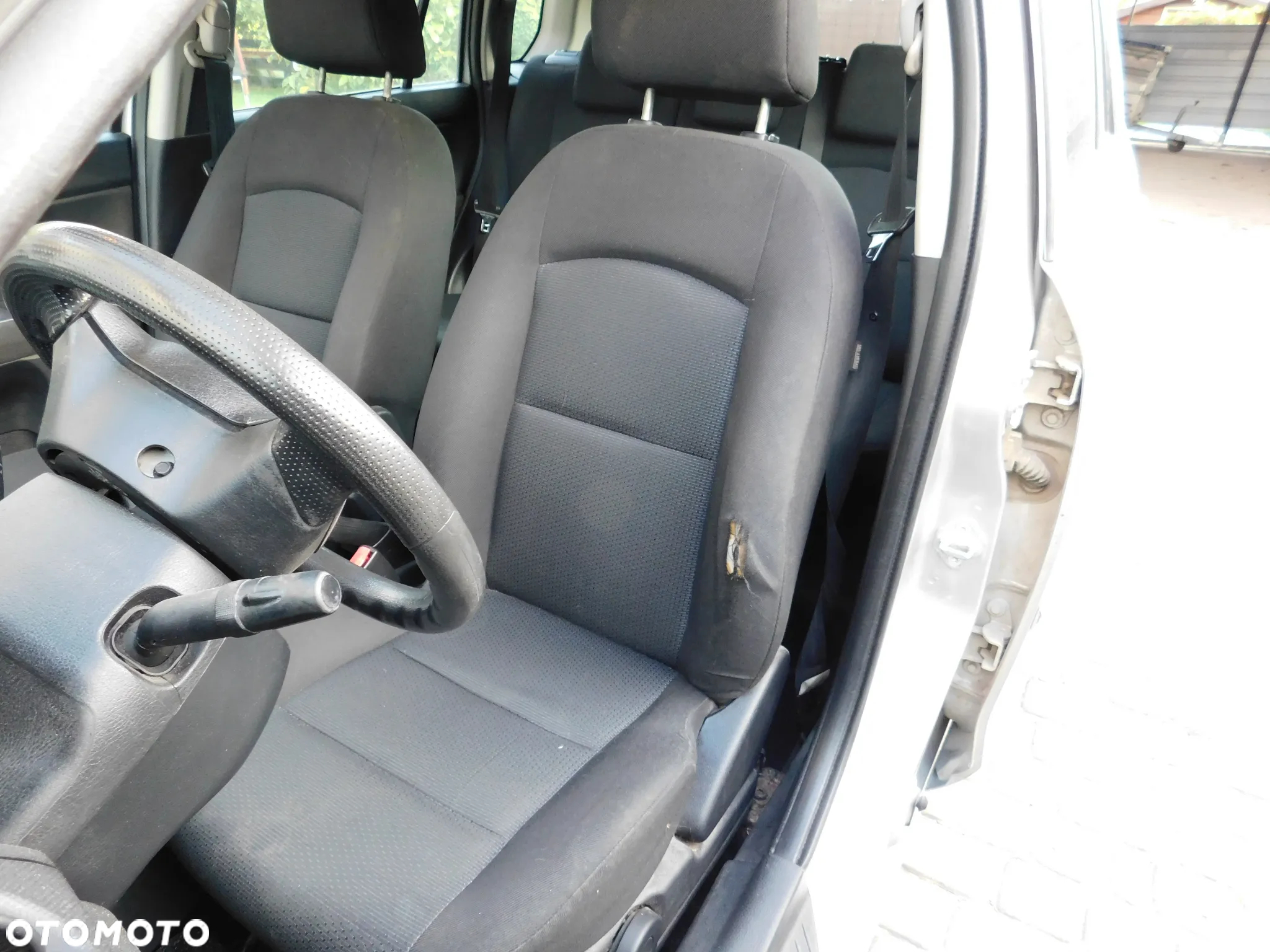 Mazda 2 - 11