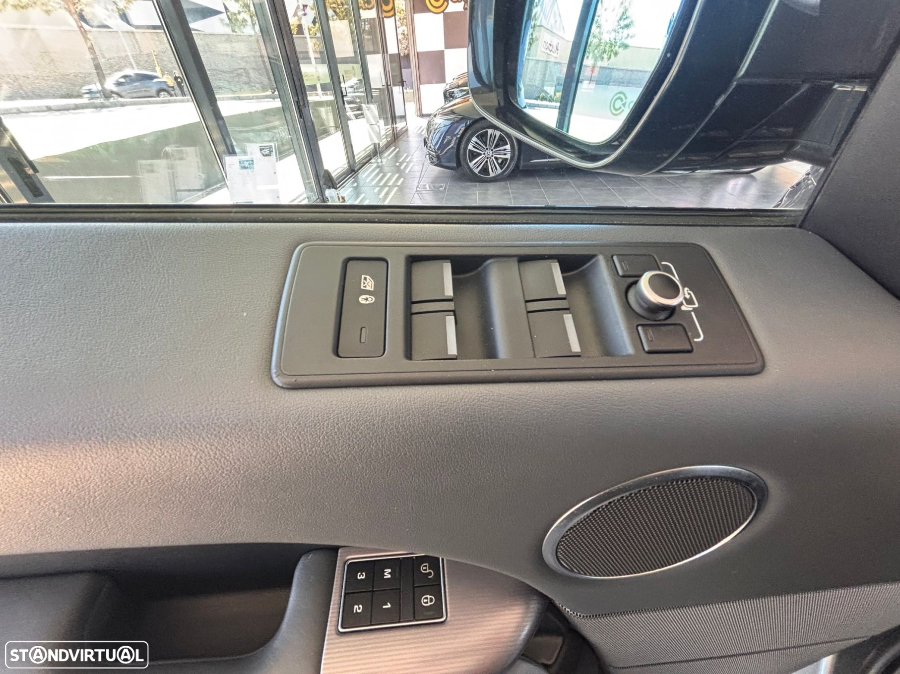 Land Rover Range Rover Sport 3.0 SDV6 HSE - 8