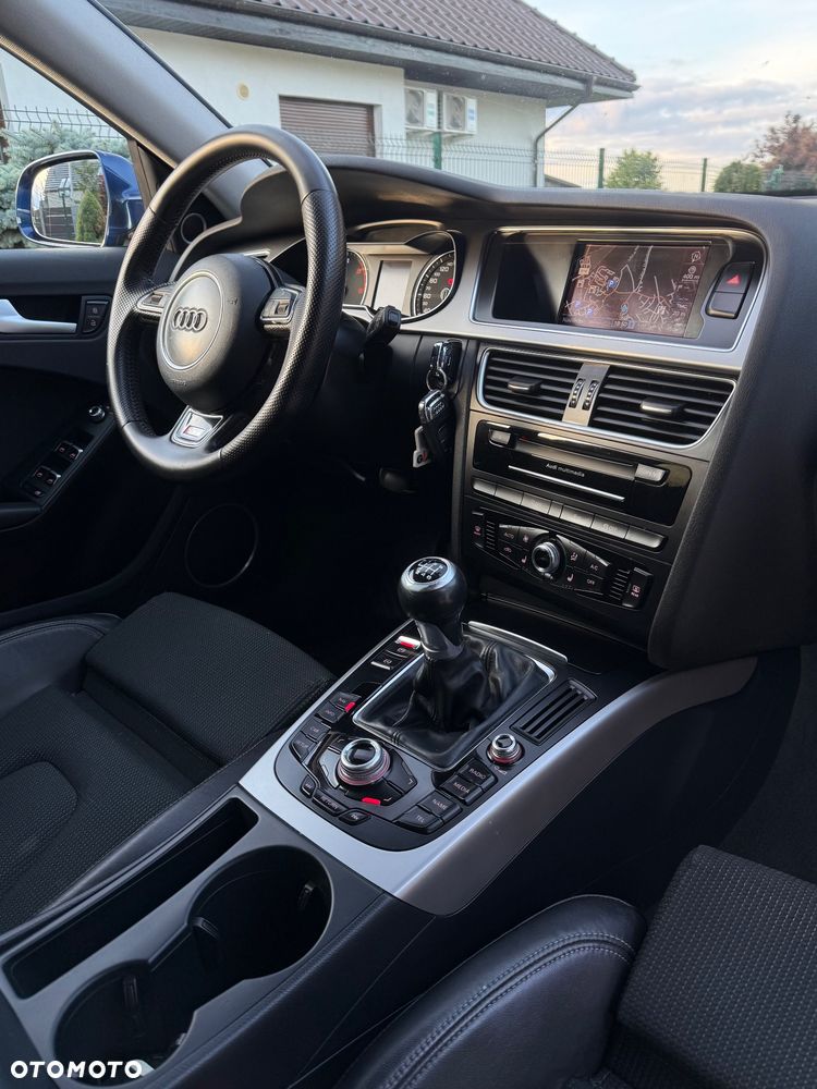 Audi A4 Avant 2.0 TDI DPF clean diesel quattro S line Sportpaket - 15