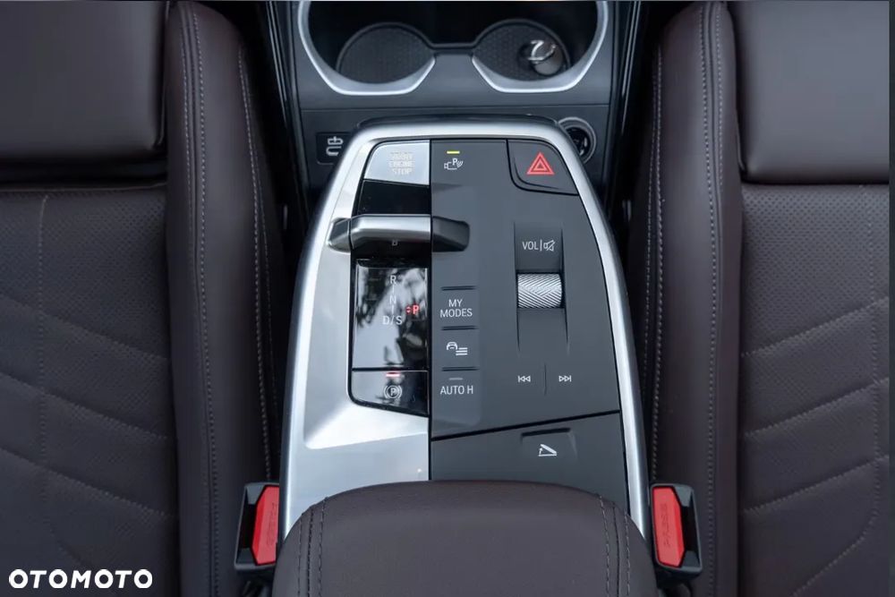 BMW X1 sDrive20i mHEV - 30
