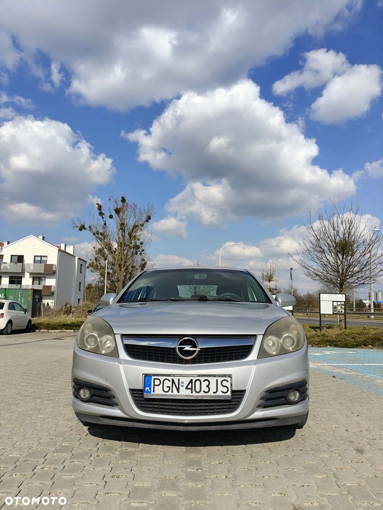 Opel Vectra 1.9 CDTI Sport - 1