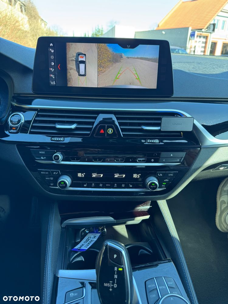 BMW Seria 5 520d xDrive M Sport sport - 15