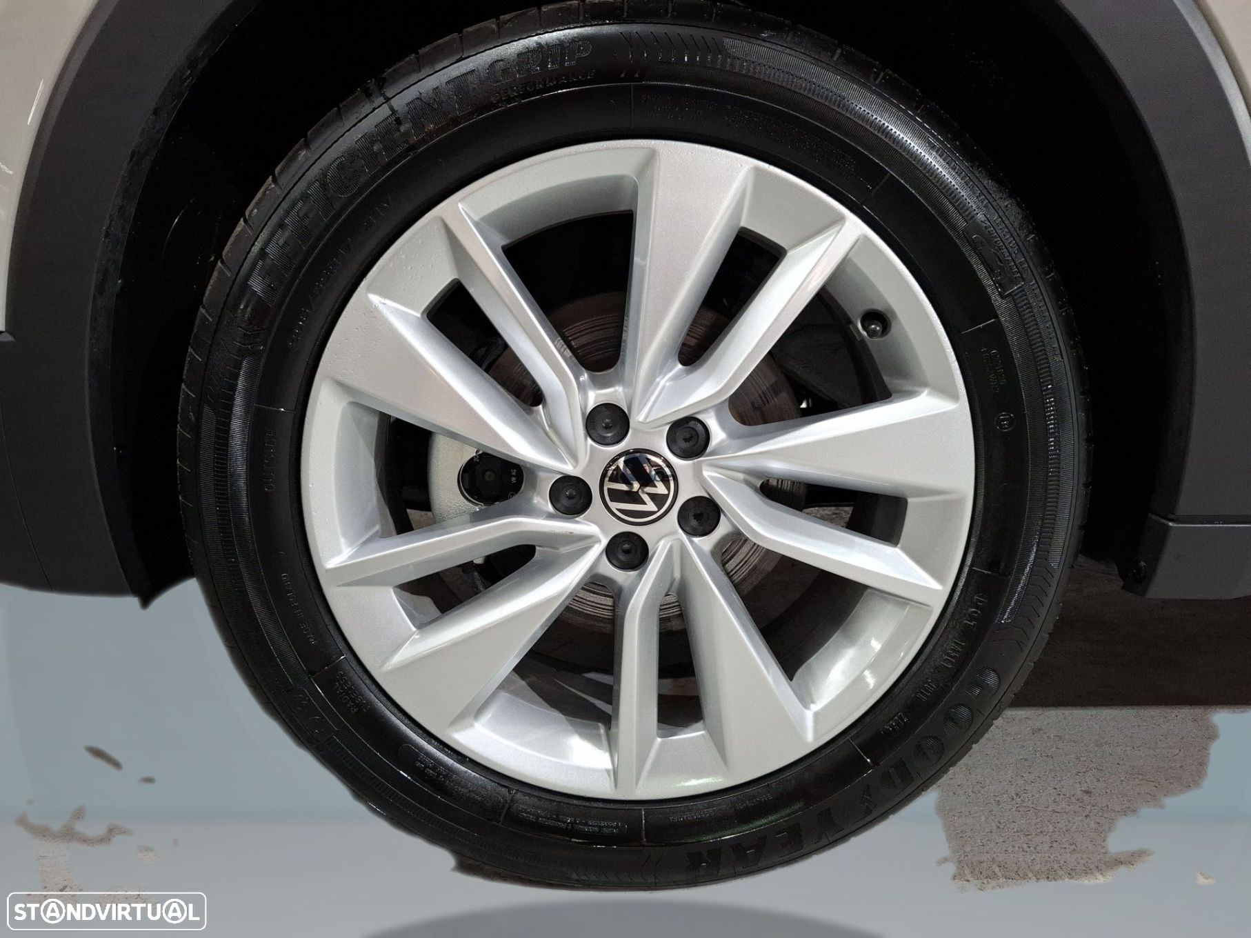 VW T-Cross 1.0 TSI Life - 24