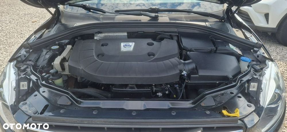 Volvo XC 60 D5 AWD Geartronic Summum - 39