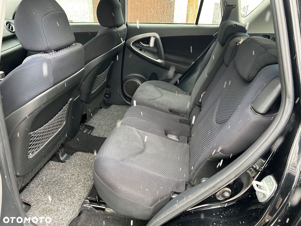 Toyota RAV4 2.2 D-4D 4x4 - 14