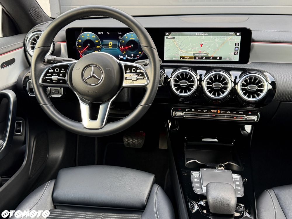 Mercedes-Benz CLA - 36