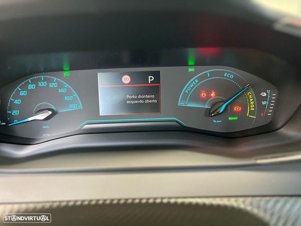 Peugeot e-2008 54 kWh Active - 21