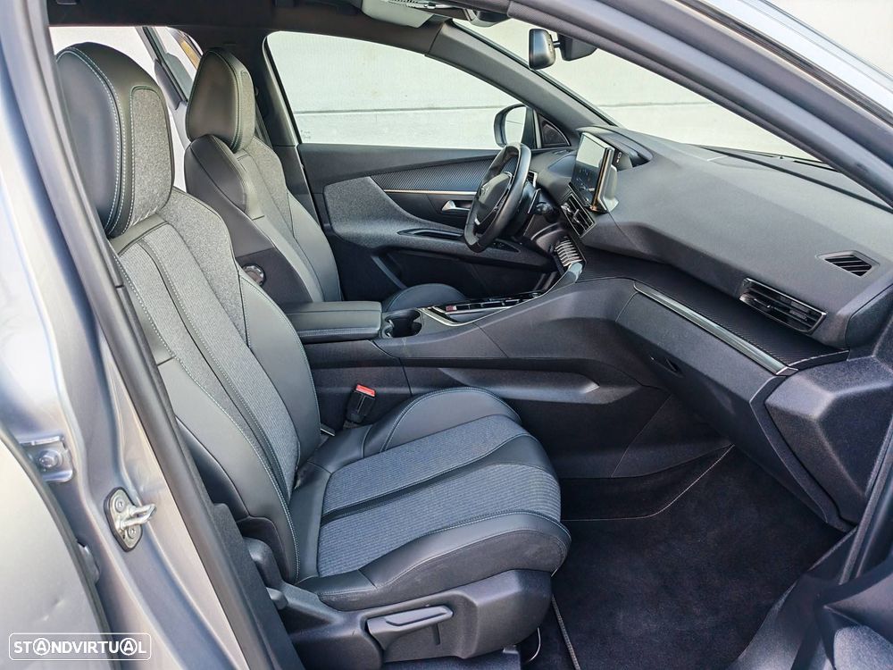 Peugeot 3008 BlueHDi 130 Stop & Start EAT8 Allure — fotografia 7