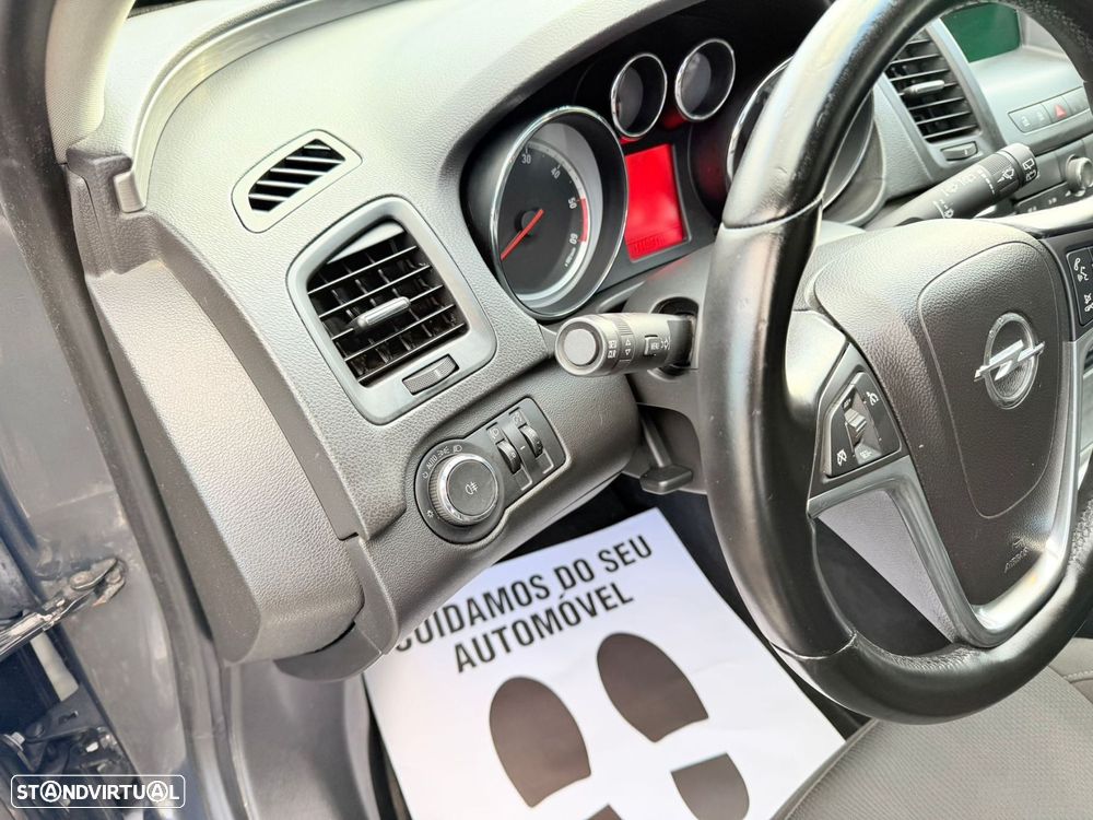 Opel Insignia Sports Tourer 2.0 CDTi Cosmo - 25