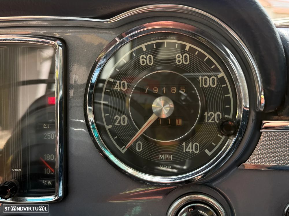 Mercedes-Benz SL 280 - 10