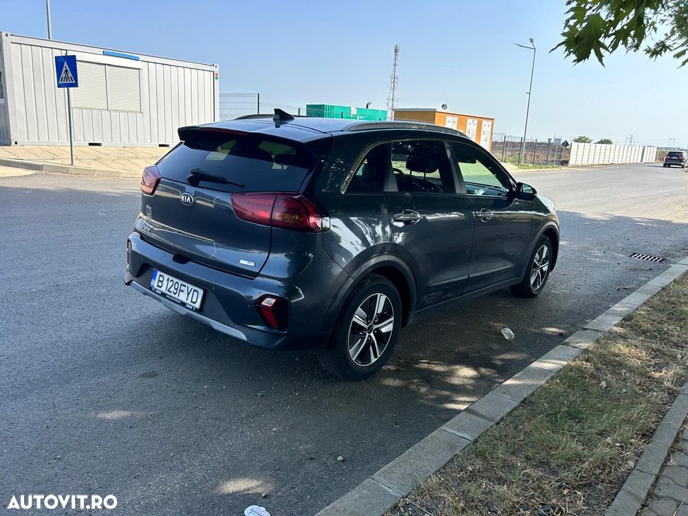 Kia Niro 1.6 GDI 2WD Aut. Spirit - 4
